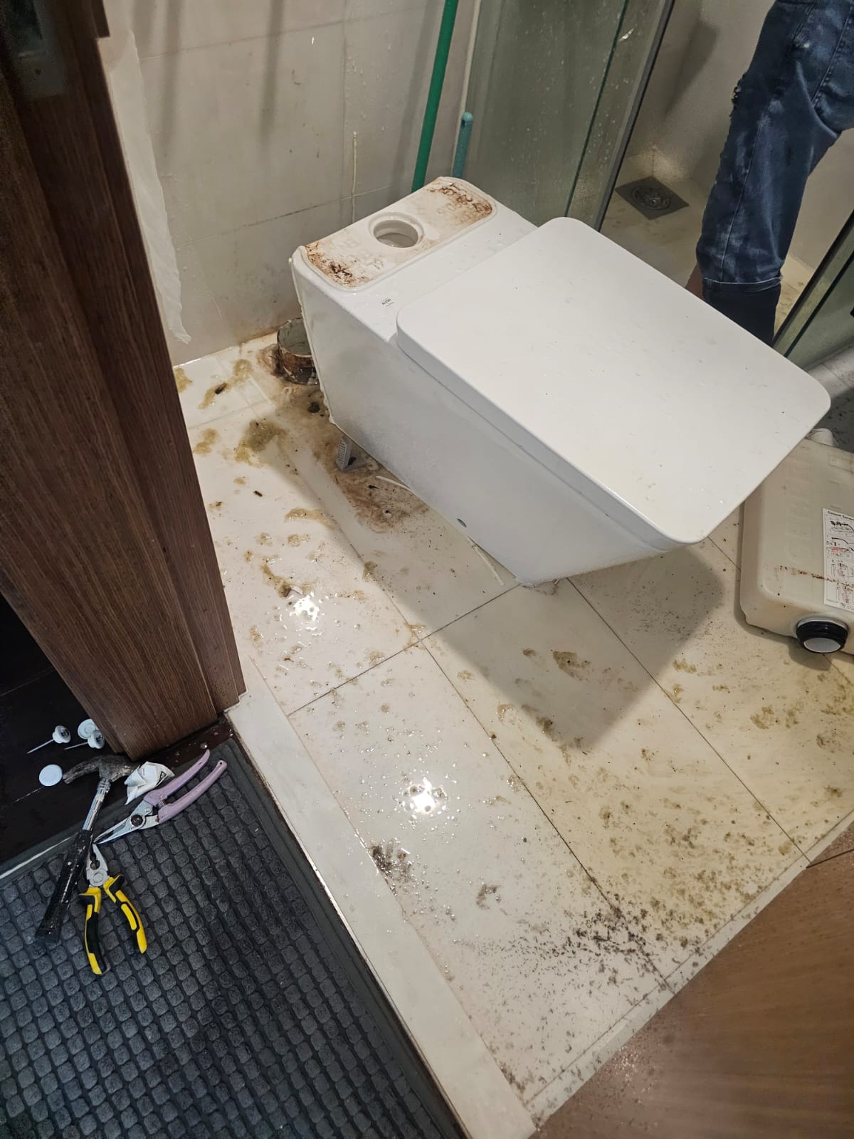 Before photo of choke or drainage issue in Singapore